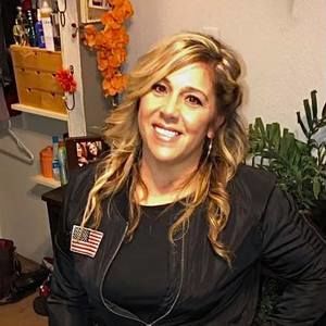 Meet your Posher, Monica